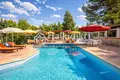 Hotel 706 m² Nikiti, Griechenland