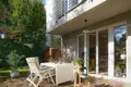 Mieszkanie 4 pokoi 100 m² Warszawa, Polska