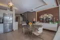 Bliźniak 4 pokoi 160 m² Konyaalti, Turcja