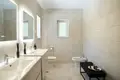5 bedroom house 335 m² Dos Hermanas, Spain
