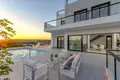 4-Schlafzimmer-Villa 301 m² Abadin, Spanien