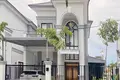 Вилла 4 комнаты 331 м² в Sangkat Roluoh, Камбоджа