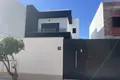 Villa de tres dormitorios 134 m² Almoradi, Španjolska