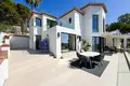 6 bedroom house 399 m² Artola, Spain