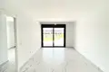 Mieszkanie 3 pokoi 109 m² Torrevieja, Hiszpania