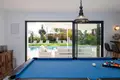 Haus 6 Schlafzimmer 360 m² Dos Hermanas, Spanien