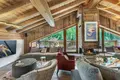 Chalet 5 chambres  en Lyon, France