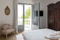 Villa de 6 chambres 300 m² en France, France