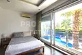 2 bedroom apartment 80 m² Konyaalti, Turkey