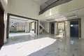 Villa 7 chambres 1 102 m² en Sangkat Prek Kampeus, Cambodge