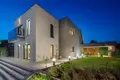 6 bedroom house 380 m² Grad Sibenik, Croatia