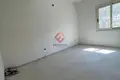 Maison 383 m² Orikum, Albanie