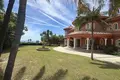 8 bedroom House 1 265 m² Bel Air, Spain