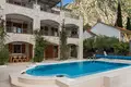 5 bedroom villa 554 m² Risan, Montenegro