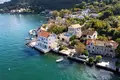 Hotel 731 m² in Stoliv, Montenegro