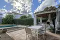 5 bedroom house 270 m² Dos Hermanas, Spain