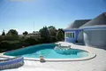 5-Schlafzimmer-Villa 700 m² Pucol, Spanien