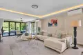 4 bedroom house 280 m² San Pedro Alcantara, Spain