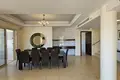 Dom 8 pokojów 355 m² w Peyia, Cypr