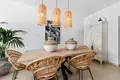 Mieszkanie 3 pokoi 145 m² Dos Hermanas, Hiszpania