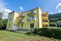 Haus 8 zimmer 637 m² Kavac, Montenegro