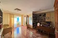 Mieszkanie 4 pokoi 256 m² Torrevieja, Hiszpania