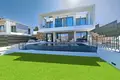 Haus 4 Schlafzimmer 316 m² Dos Hermanas, Spanien
