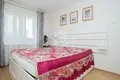 Appartement 3 chambres 77 m² Jodzina, Bélarus