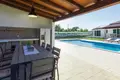 4 bedroom Villa 220 m² Grad Pula, Croatia