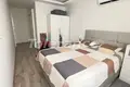 2 bedroom apartment 85 m² Muratpasa, Turkey