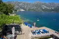 4 bedroom house 235 m² Perast, Montenegro