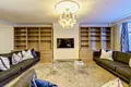 4 bedroom apartment 237 m² in London, United Kingdom