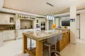 5 bedroom villa 617 m² Estepona, Spain