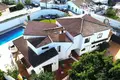Dom 6 pokojów 314 m² Dos Hermanas, Hiszpania
