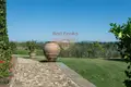 Commercial property 3 969 m² in San Gimignano, Italy