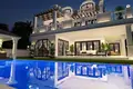 4 bedroom house 200 m² Ciftlik, Turkey