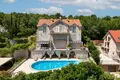 2 bedroom apartment 92 m² Muo, Montenegro
