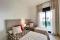 Mieszkanie 2 pokoi 98 m² Torrevieja, Hiszpania