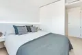 Mieszkanie 2 pokoi 141 m² Torrevieja, Hiszpania