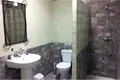 Commercial property 715 m² in Enguidanos, Spain