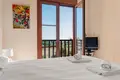 2 bedroom apartment 158 m² Estepona, Spain