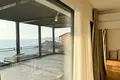 Квартира 2 спальни 141 м² Свети-Стефан, Черногория