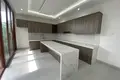 Haus 5 Schlafzimmer 250 m² Abianbase, Indonesien