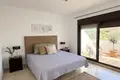 2 bedroom apartment 118 m² Manilva, Spain