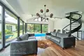 Коттедж 336 м² Колодищанский сельский Совет, Беларусь