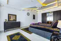 Dzielnica mieszkaniowa Furnished 3 bedroom penthouse with seperate kitchen