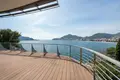Piso independiente 3 habitaciones 170 m² Budva, Montenegro