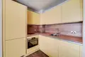 3 bedroom apartment 87 m² in London, United Kingdom