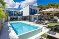 4 bedroom house 220 m² Opcina Medulin, Croatia