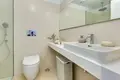 Mieszkanie 2 pokoi 141 m² Torrevieja, Hiszpania
